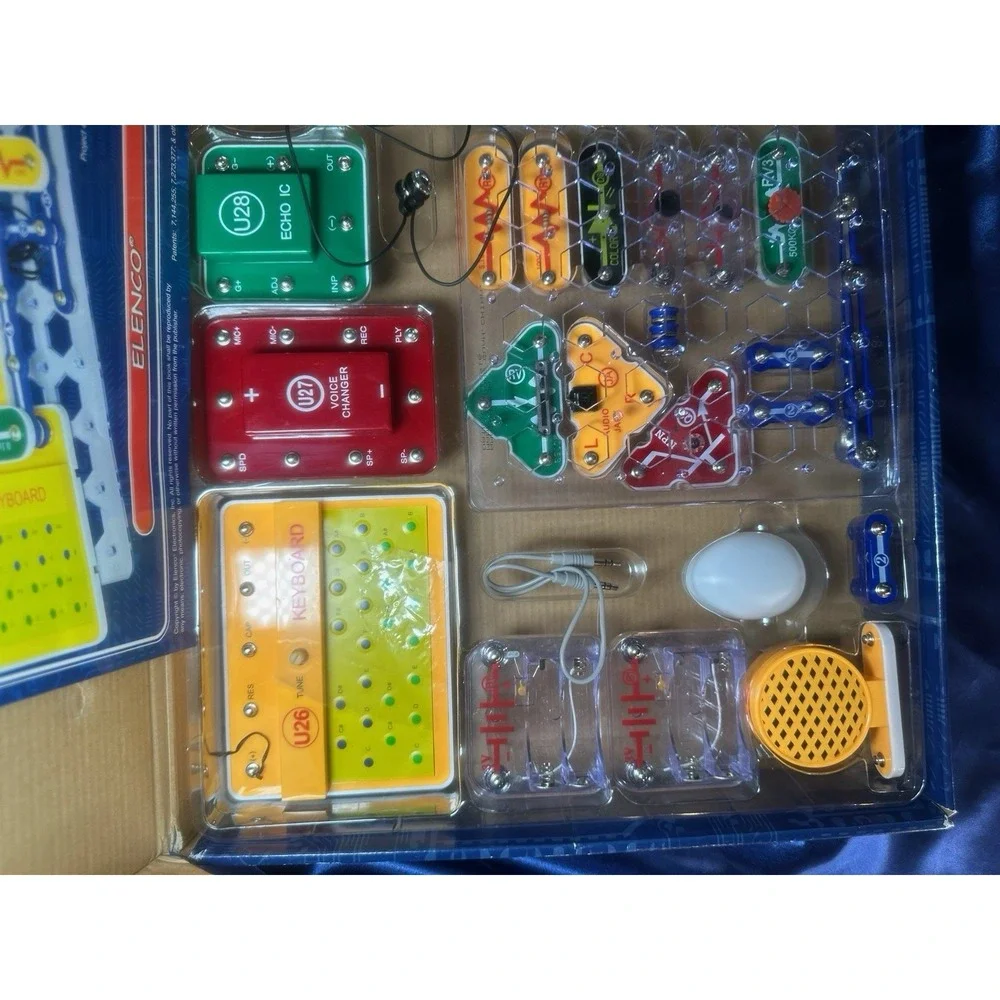 Snap Circuits Sound SCS-185 Elenco 185 Projects 40+ Parts W/ Sound Effects!